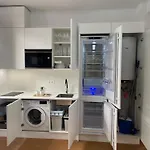 Apartamento Calle Rodrigo De Triana Con Opcion De Parking