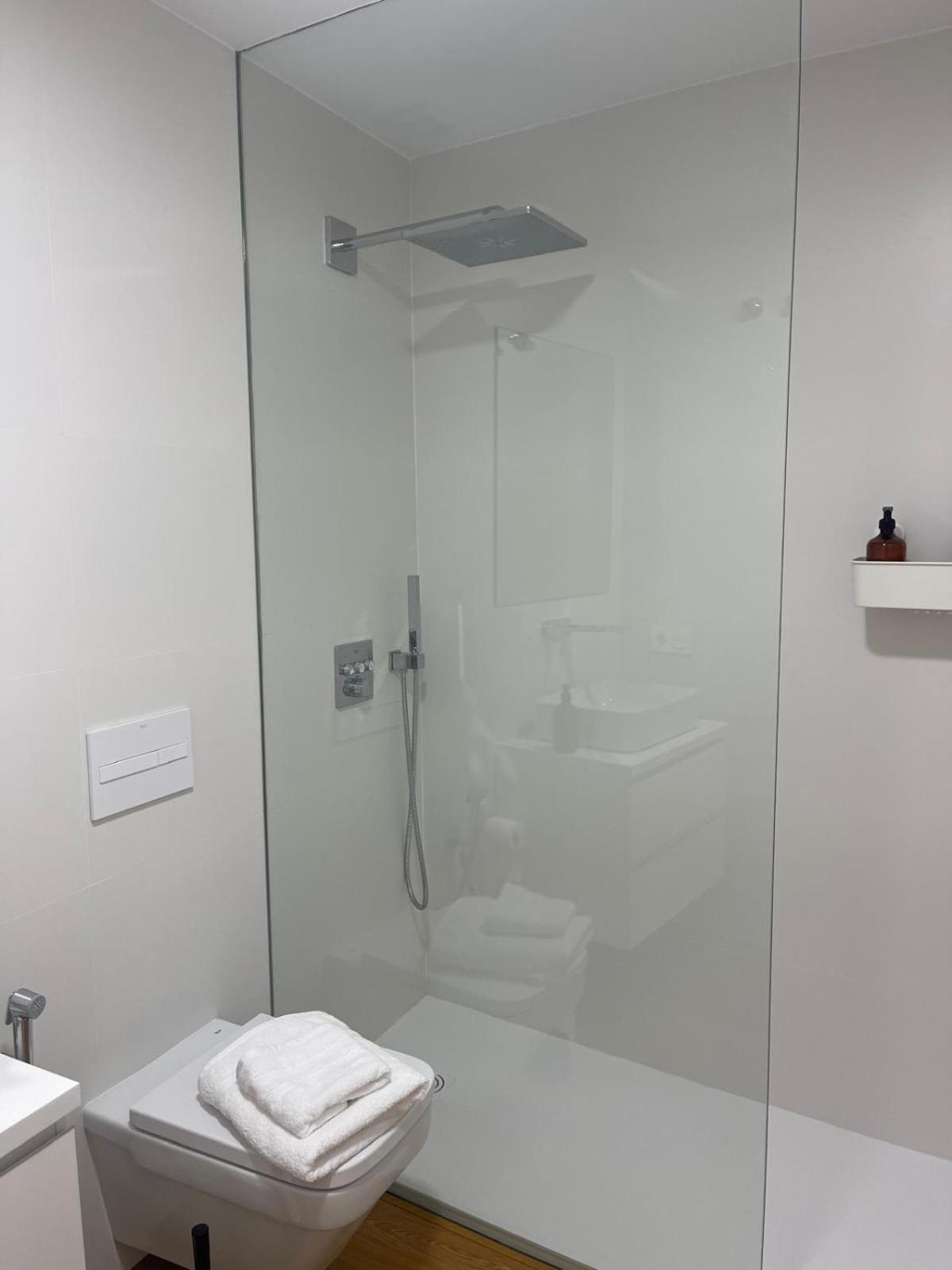 Apartamento Calle Rodrigo De Triana Con Opcion De Parking