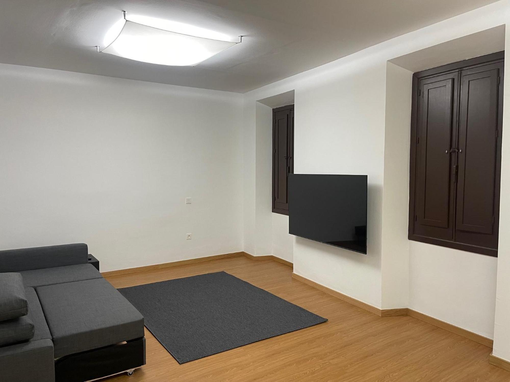 Calle Rodrigo De Triana Con Opcion De Parking Appartement
